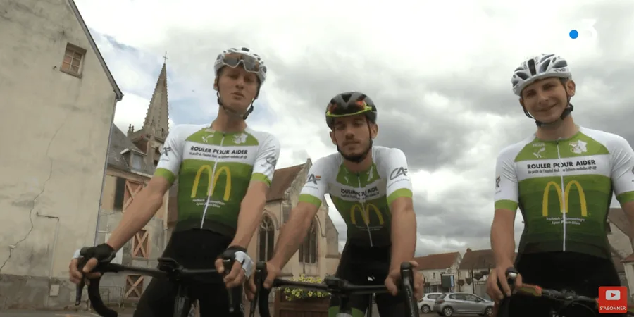 Les cyclistes filmés lors d'un reportage de France 3